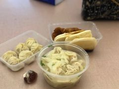 -珊珊小笼馆(仙霞路店)