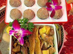 -三头牛·潮汕牛肉生蚝火锅 (夏湾店)