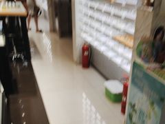 -宝岛眼镜·蔡司·依视路·青少儿近视防控验配中心(太白印象城店)