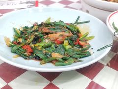 -川流不息·地道川菜·小龙虾(新松江路店)