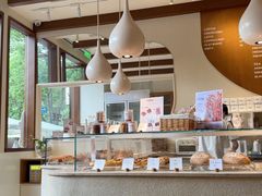-VERIE BAKEHOUSE