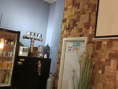 -留白咖啡(人民巷八号大院店)