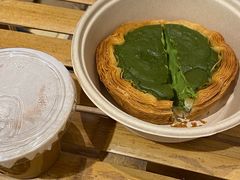 -天井·丑面包搭咖啡