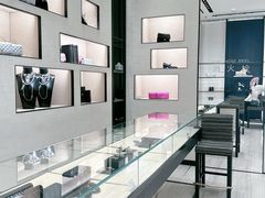 -Chanel(德基广场店)
