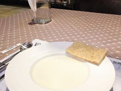 -名典咖啡语茶(茂源大厦店)