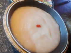 -老牌坊云南鱼豆花火锅(哈西万达店)