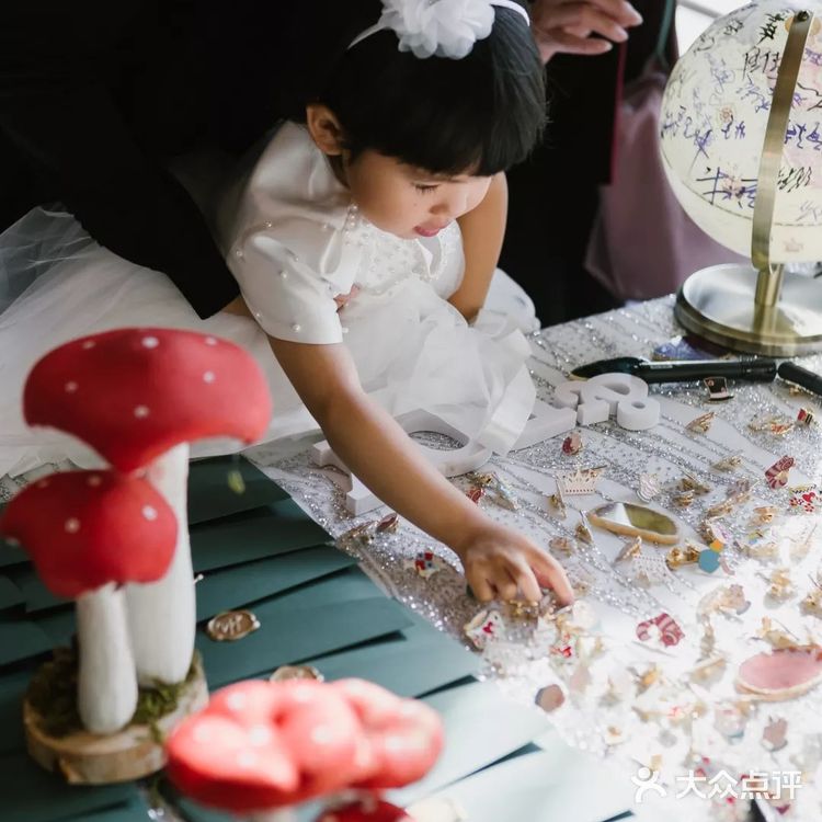 这样的婚礼居然也能办出来[加油]爱了爱了