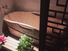 -汤泉良子.足疗按摩.SPA(中关村店)