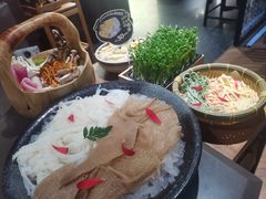 -捞王锅物料理(上海世茂广场店)