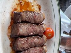 -MONICH牛排融合餐厅(和义大道购物中心店)