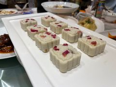 -品悦酒店(三林古镇店)
