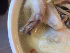 -有红鸡毛店·川菜(建设路店)