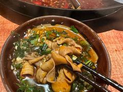 -周小明火锅(黑金冠社区店)