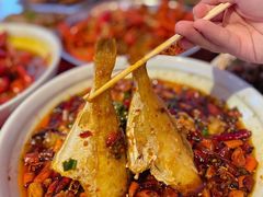 -琥珀老六龙虾(四里河店)
