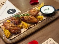 -Mark&Mars Restaurant