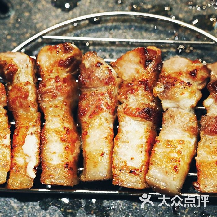 南浦洞肉铺山蒜叶猪五花图片-北京韩国料理-大众点评网
