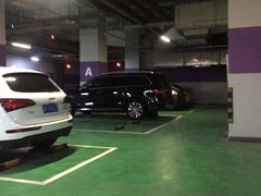 -国瑞城·停车场