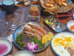 -明洞阿姨·韩式酱蟹烤肉·创意料理(三元桥店)