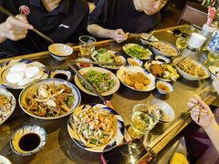 -Cuc Gach Quan Restaurant