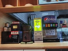 -万和春排骨砂锅米饭(新业广场店)