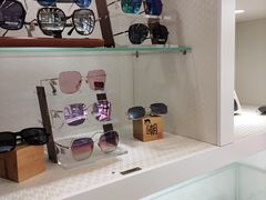 -明月眼镜(三坝店)