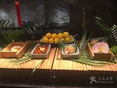 -岷山饭店-芝芝自助餐厅