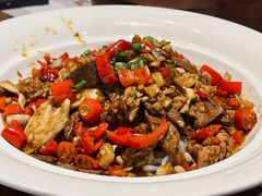 -黄泥岗·地道湖北菜(奥特莱斯店)