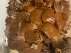 酱肘子-生活本该如此北京小馆(周庄嘉园店)