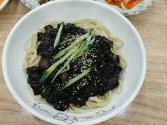 招牌炸酱面-喜来苑
