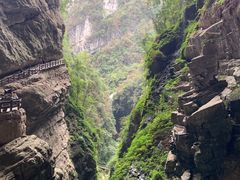 -龙水峡地缝景区