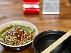 -万记麻辣烫国展总店