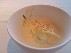 薰衣稻香-弦月窗LUNETTE BY AMANDA(复兴路店)