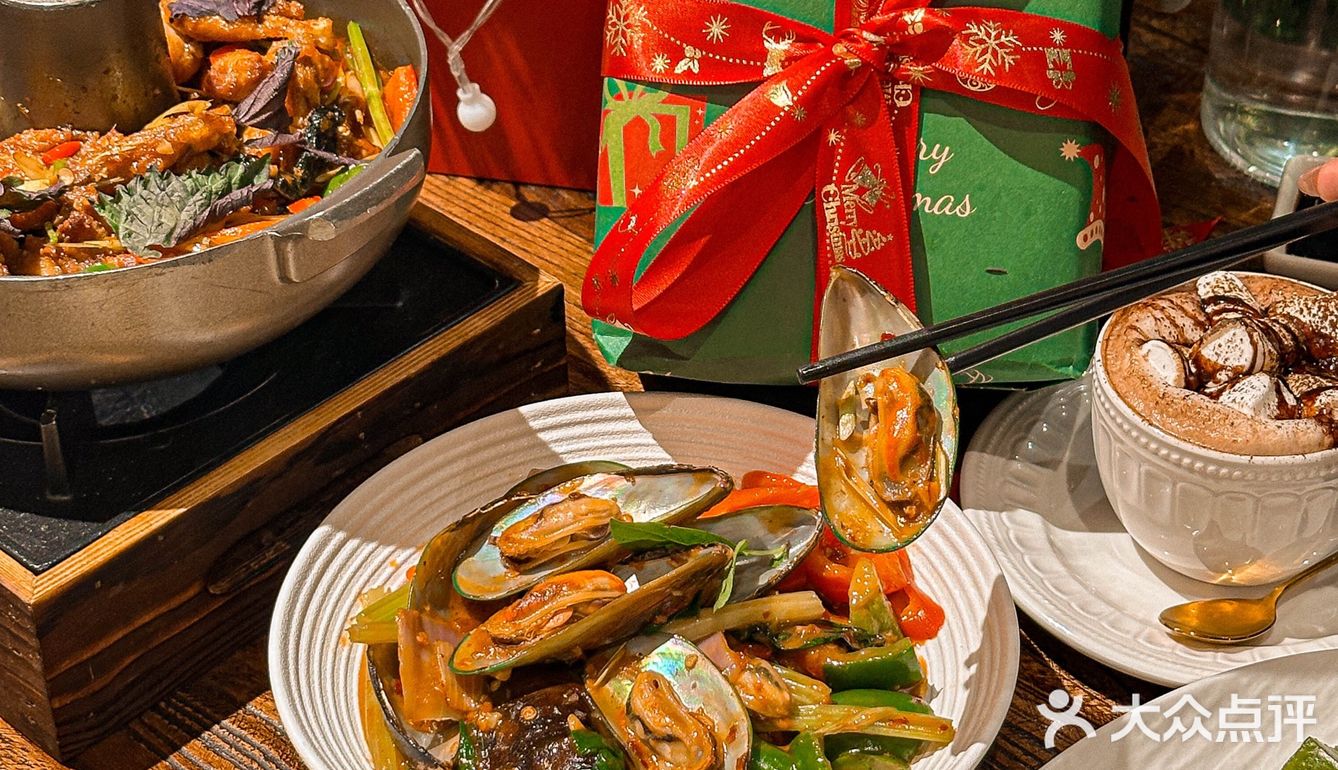 🎄总要来珠海过一次圣诞吧 氛围感拉满 铃儿响叮当