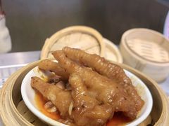 -昆明华邑酒店-鲜艳全日餐厅