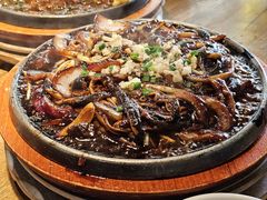 -蜜桃餐厅·伴山(湖滨商业街店)