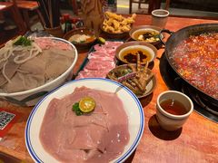 -周小明火锅(黑金冠社区店)