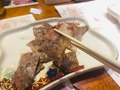 極上和牛牛小排-肉魁屋·烧肉·烧鸟·酒场(高新店)