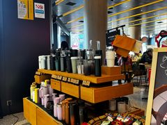 -星巴克臻选(上海合生汇1F店)