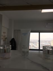 -凡碧诗毛孔收细