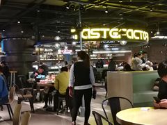 大堂-食通天美食广场(华润万象城店)