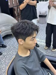 -藤野造型专业烫染接发