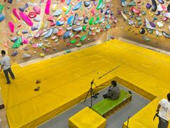 -问山MountQuest攀岩馆