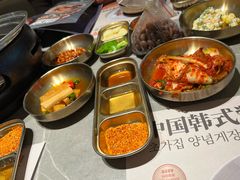 -草家酱蟹炭火烤肉店(珲春南路一店)