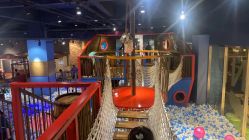 -幻贝家儿童乐园(武汉永旺梦乐城店)