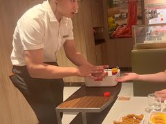 -海底捞火锅(盈石八一广场店)