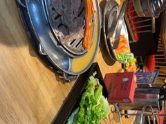 -青瓦炭韩潮烤肉(花园道店)