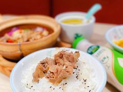 -老乡鸡(上海白玉兰广场店)