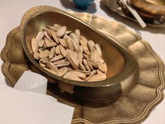 -桂满陇·手作小笼包&江南叫花鸡(中山公园店)