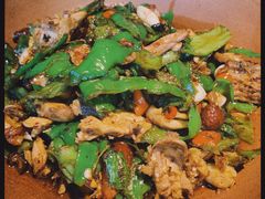 擂辣椒手撕鸡-吃饭皇帝大(解放西路店)
