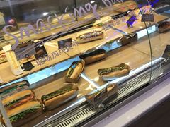 -巴黎贝甜(大宁国际商业广场店)